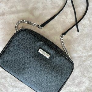 Michael Kors *NEW* Logo w/Chain Crossbody Bag